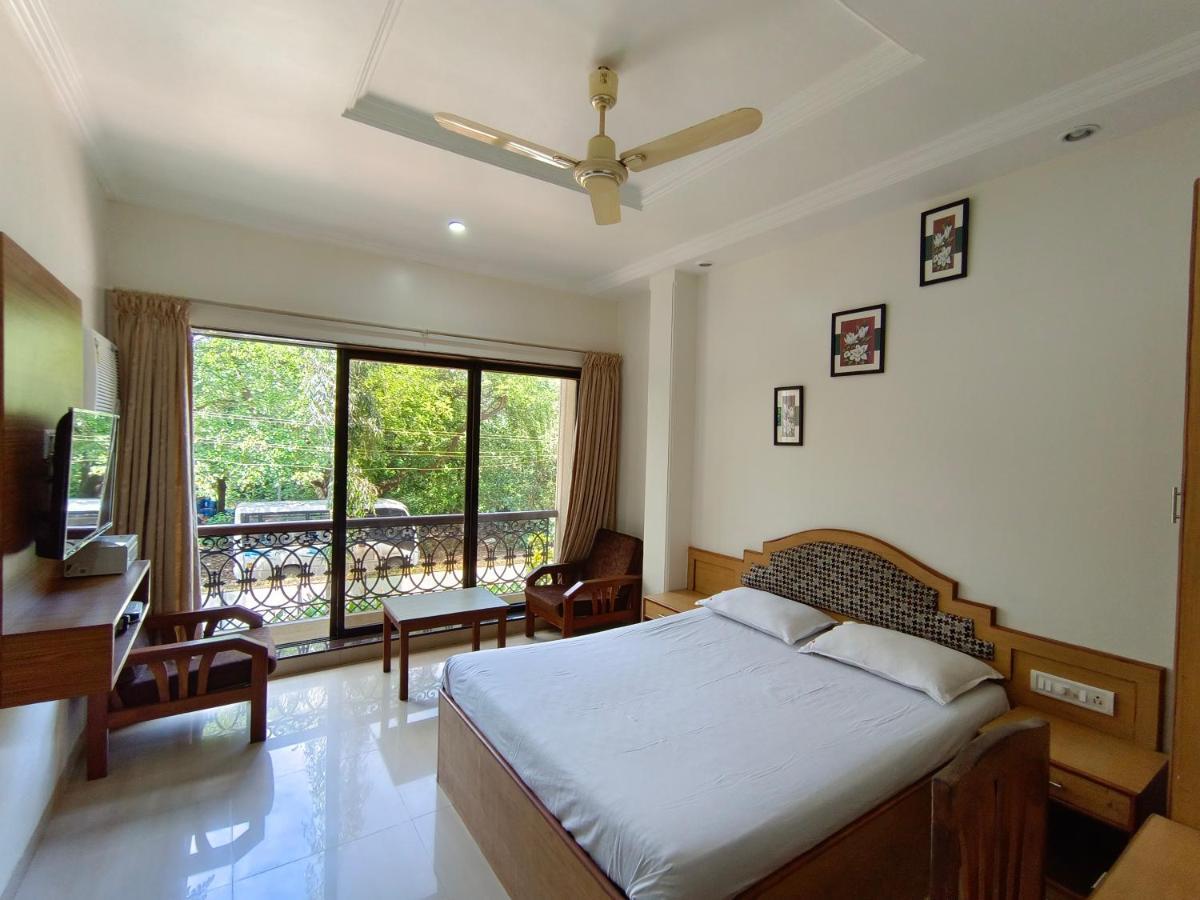 Jewel Resort Lonavala Eksteriør billede