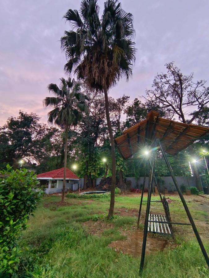 Jewel Resort Lonavala Eksteriør billede