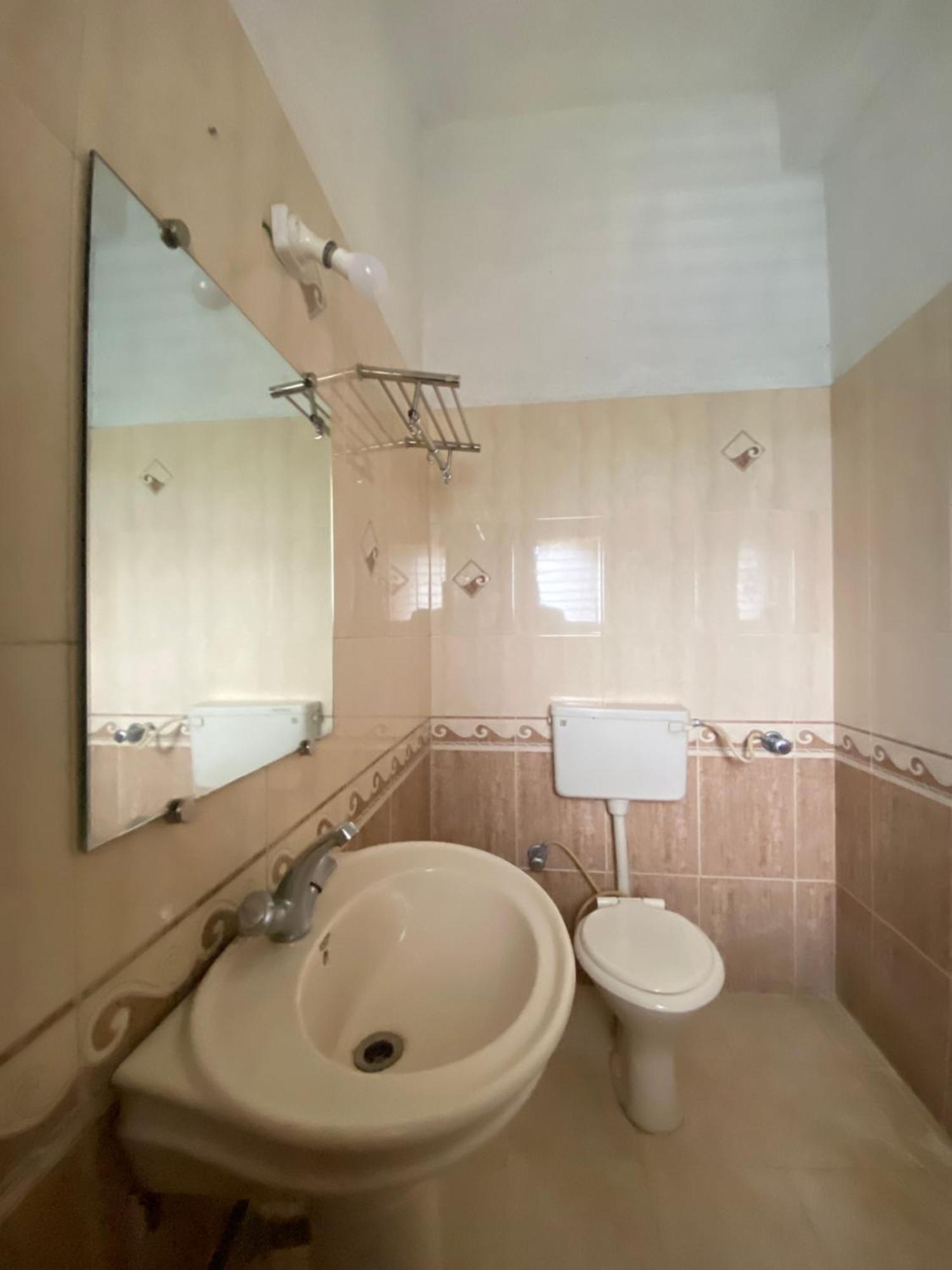 Jewel Resort Lonavala Eksteriør billede