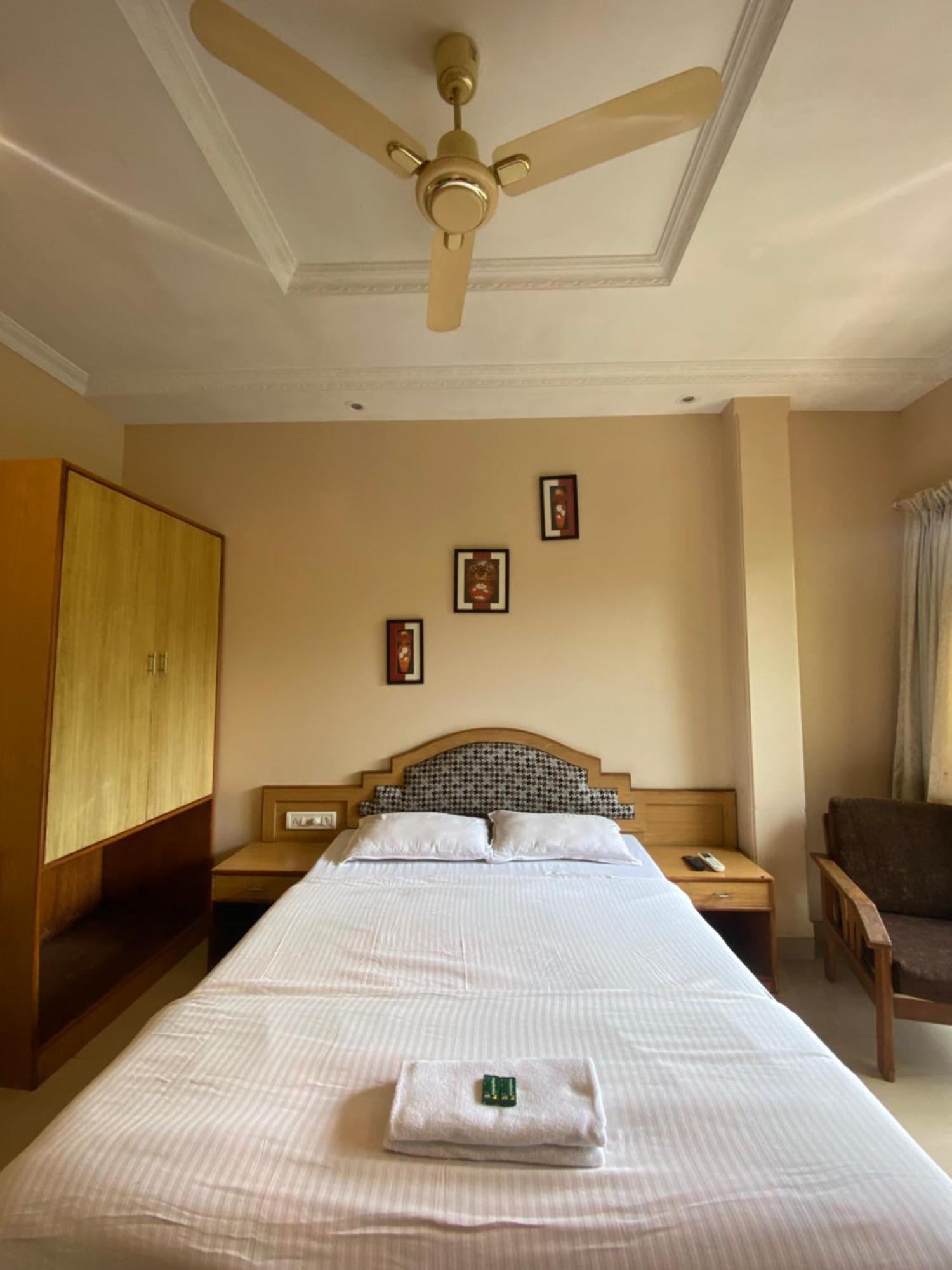 Jewel Resort Lonavala Eksteriør billede