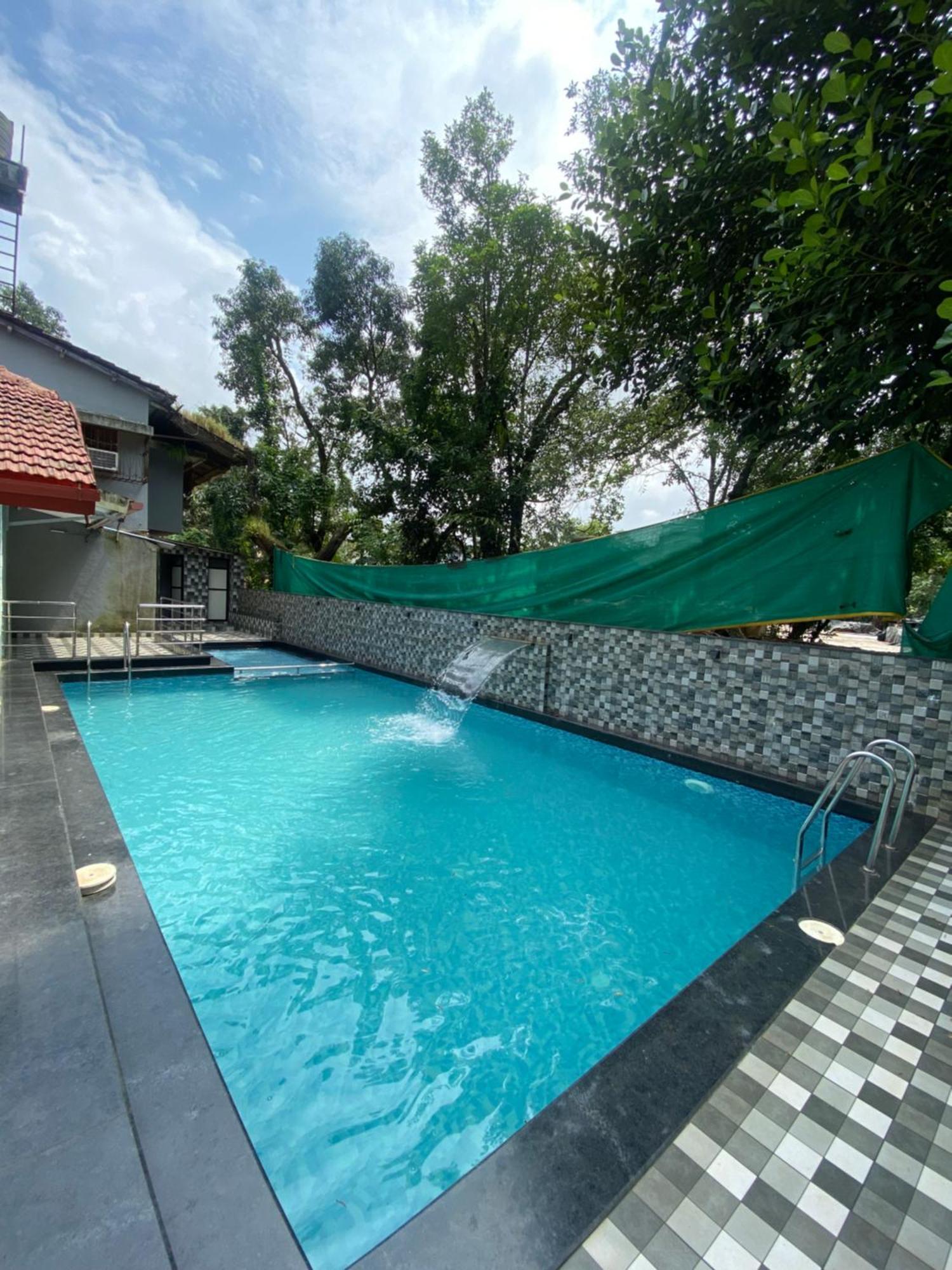 Jewel Resort Lonavala Eksteriør billede